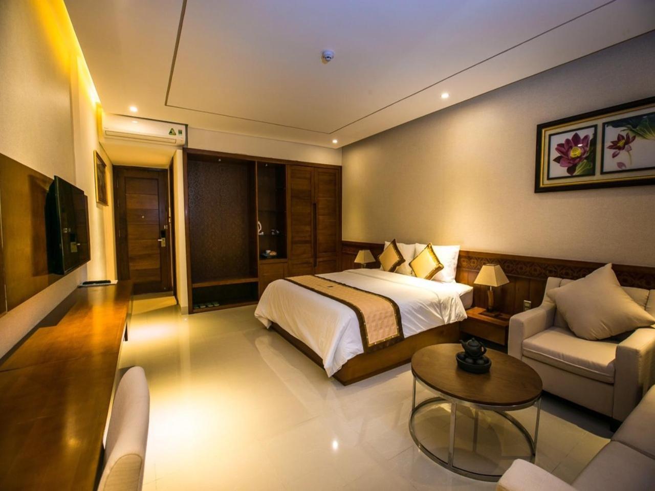 Liberty Hotel Đà Nẵng Esterno foto